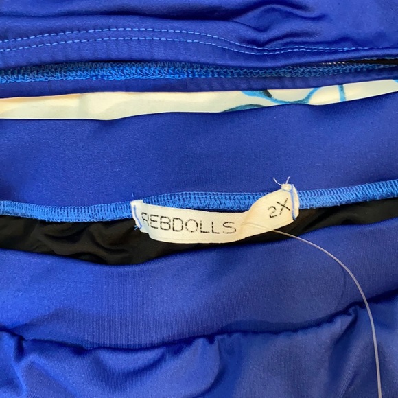 Two piece bathing suit - Picture 4 of 6